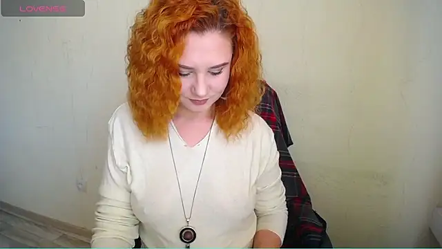 Snapshot of RedHeadSTARx chatting on 02-28-25, 08:53 RedHeadSTARx online show from 02-28-25, 08:53