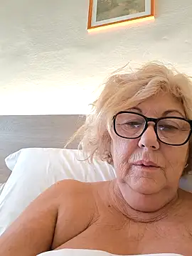 Merilulla online show from 11-15-25, 09:35