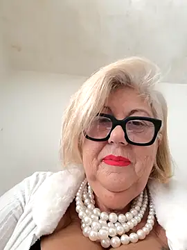 Merilulla online show from 10-22-25, 12:37