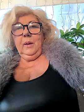 Merilulla online show from 11-30-25, 03:02