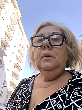 Merilulla online show from 10-18-25, 12:29