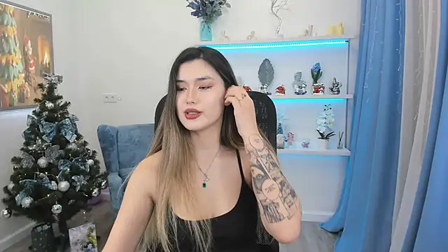 AnneTLi online show from 12-13-25, 08:04