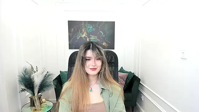AnneTLi online show from 05-23-26, 04:11