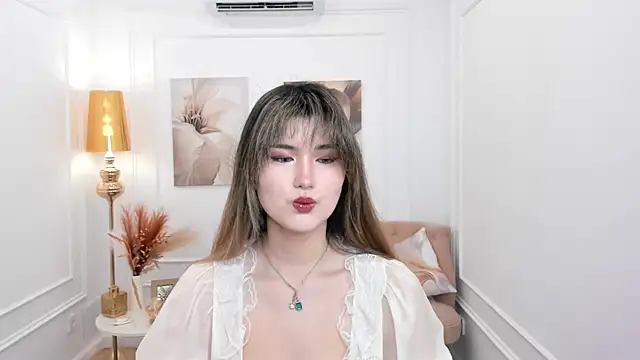 AnneTLi online show from 03-27-26, 03:15