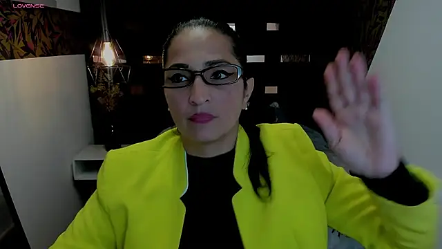 Snapshot of KatteMilf chatting on 04-25-26, 07:11 KatteMilf online show from 04-25-26, 07:11