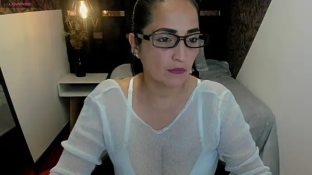 Snapshot of KatteMilf chatting on 05-02-26, 07:41 KatteMilf online show from 05-02-26, 07:41