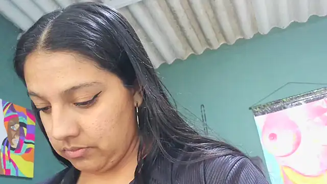 almaswan1 online show from 09-19-25, 03:49