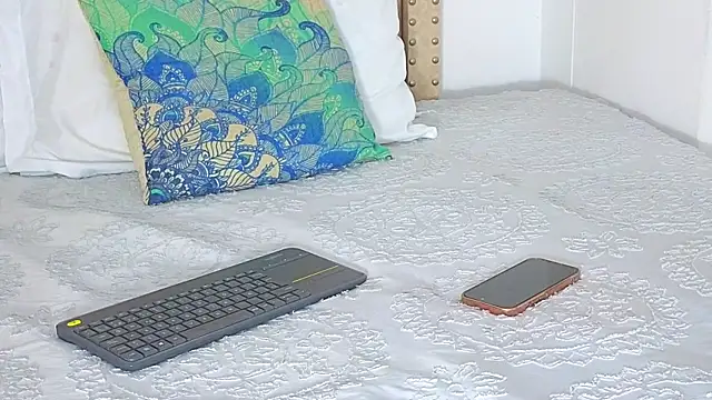 KeryHillson online show from 10-28-25, 11:53