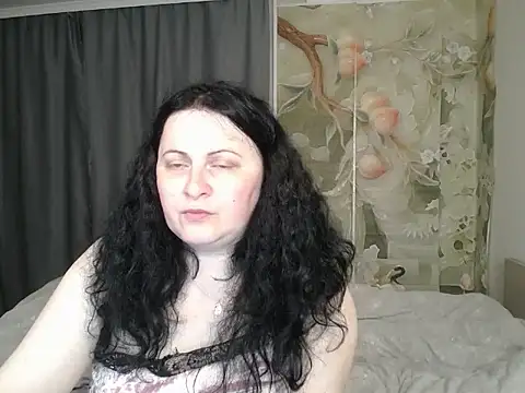 Lillian2 online show from 06-07-26, 07:19