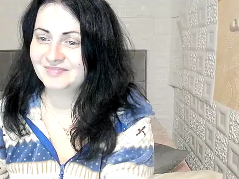 Snapshot of Lillian2 chatting on 03-11-25, 04:08 Lillian2 online show from 03-11-25, 04:08