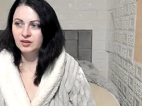 Snapshot of Lillian2 chatting on 02-23-25, 10:31 Lillian2 online show from 02-23-25, 10:31