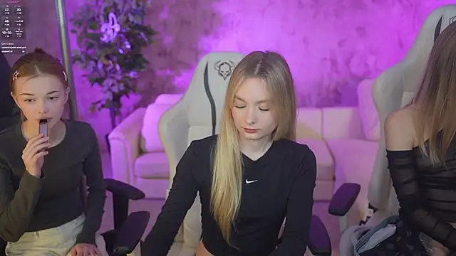 Angy Netal online show from 02-24-25, 03:42