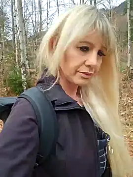 Sexy Sparkling  online show from 04-06-26, 11:11