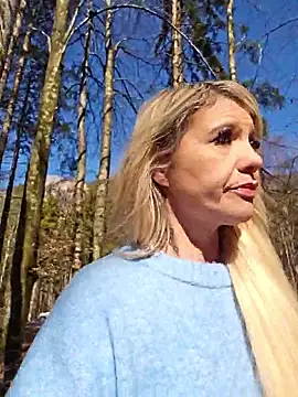 Sexy Sparkling  online show from 03-06-26, 10:21