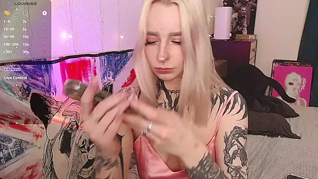 soalice online show from 02-25-25, 01:43