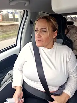 Snapshot of Isabellaa04 chatting on 02-16-26, 09:30 Isabellaa04 online show from 02-16-26, 09:30