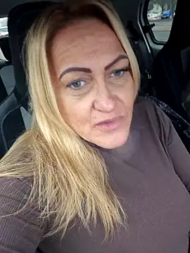 Snapshot of Isabellaa04 chatting on 02-11-26, 08:58 Isabellaa04 online show from 02-11-26, 08:58