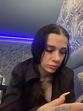 Queen of pain online show from 01-14-26, 07:12