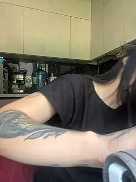Queen of pain online show from 07-08-26, 08:15