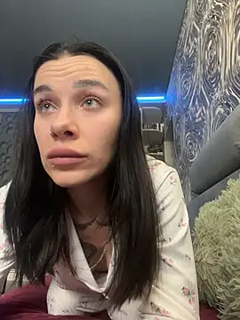 Queen of pain online show from 03-03-26, 08:10