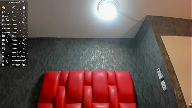 Snapshot of DominicSccott chatting on 05-02-26, 01:05 DominicSccott online show from 05-02-26, 01:05