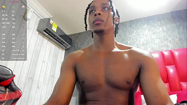 Snapshot of DominicSccott chatting on 05-26-26, 12:58 DominicSccott online show from 05-26-26, 12:58