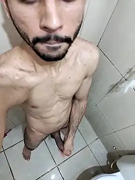 Snapshot of 0O0O0O0O0O98 chatting on 12-17-25, 11:21 0O0O0O0O0O98 online show from 12-17-25, 11:21