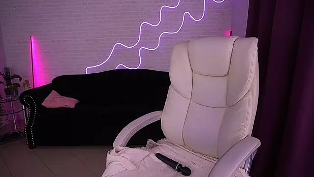 Daenerys Daenn online show from 11-07-25, 07:13