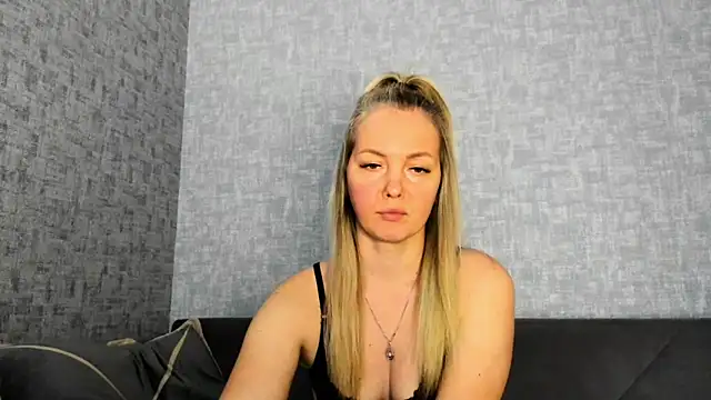 iam Venus online show from 04-09-26, 12:00