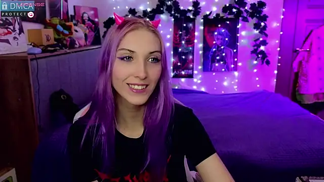 Violet Noir online show from 01-21-25, 07:15