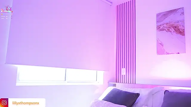 LillyThompson online show from 10-02-25, 08:56