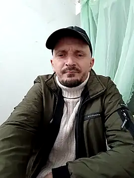 Snapshot of Adriandan1982 chatting on 10-04-25, 05:25 Adriandan1982 online show from 10-04-25, 05:25