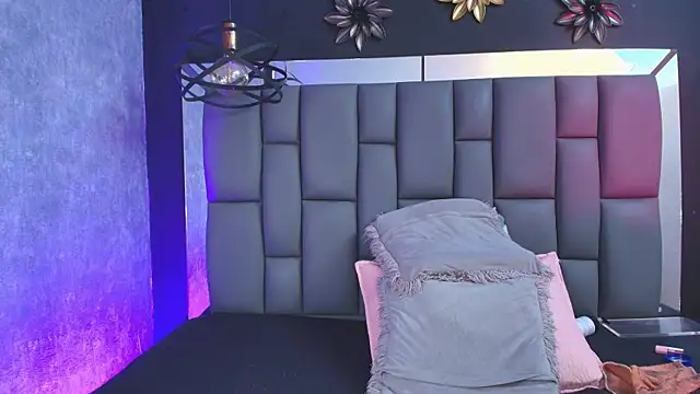  MiaBrown  online show from 09-20-25, 12:10