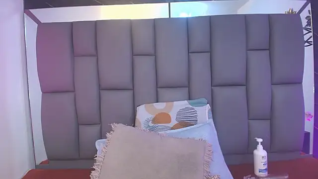  MiaBrown  online show from 01-17-26, 12:09