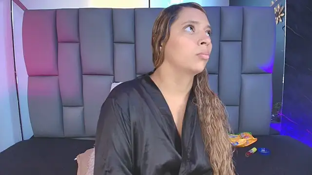  MiaBrown  online show from 10-10-25, 12:06