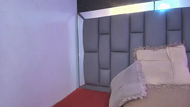  MiaBrown  online show from 01-15-26, 12:08