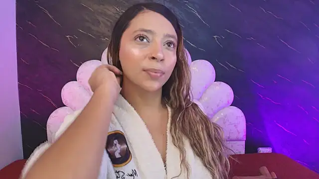  MiaBrown  online show from 04-22-26, 12:12