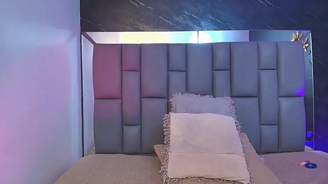  MiaBrown  online show from 10-08-25, 12:07