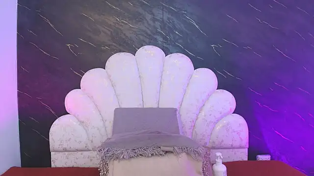  MiaBrown  online show from 06-01-26, 12:05
