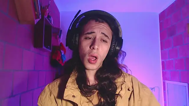 dussan online show from 03-18-25, 05:12