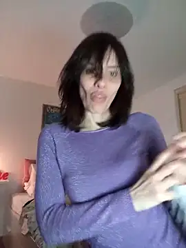 Snapshot of Emyly83 chatting on 03-12-26, 12:20 Emyly83 online show from 03-12-26, 12:20