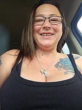 Snapshot of angelbaby1998 chatting on 03-04-26, 11:01 angelbaby1998 online show from 03-04-26, 11:01