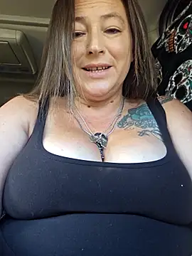 angelbaby1998 online show from 10-27-25, 07:48