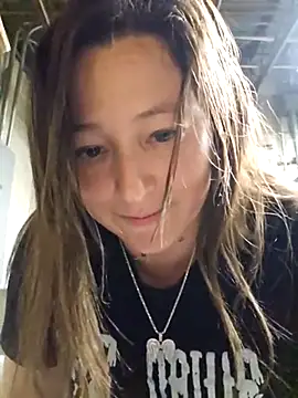 angelbaby1998 online show from 03-08-25, 04:34