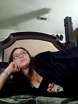 angelbaby1998 online show from 12-14-25, 02:51