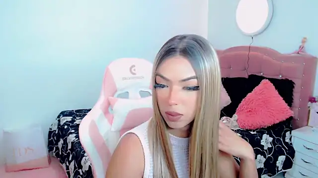 Tanedra collings online show from 09-23-25, 03:13