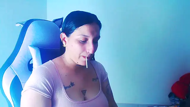 liz dirty online show from 06-12-26, 10:29