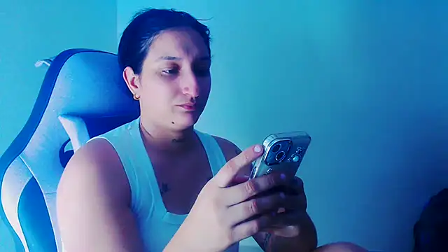 liz dirty online show from 04-12-26, 09:07