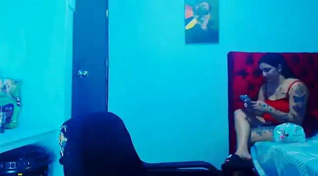 Snapshot of liz_dirty chatting on 12-19-24, 11:03 liz dirty online show from 12-19-24, 11:03