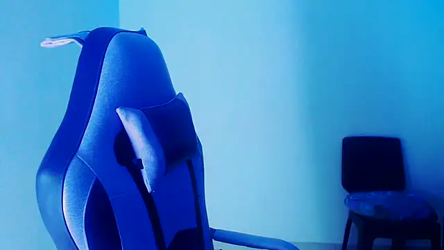 liz dirty online show from 12-19-25, 10:34